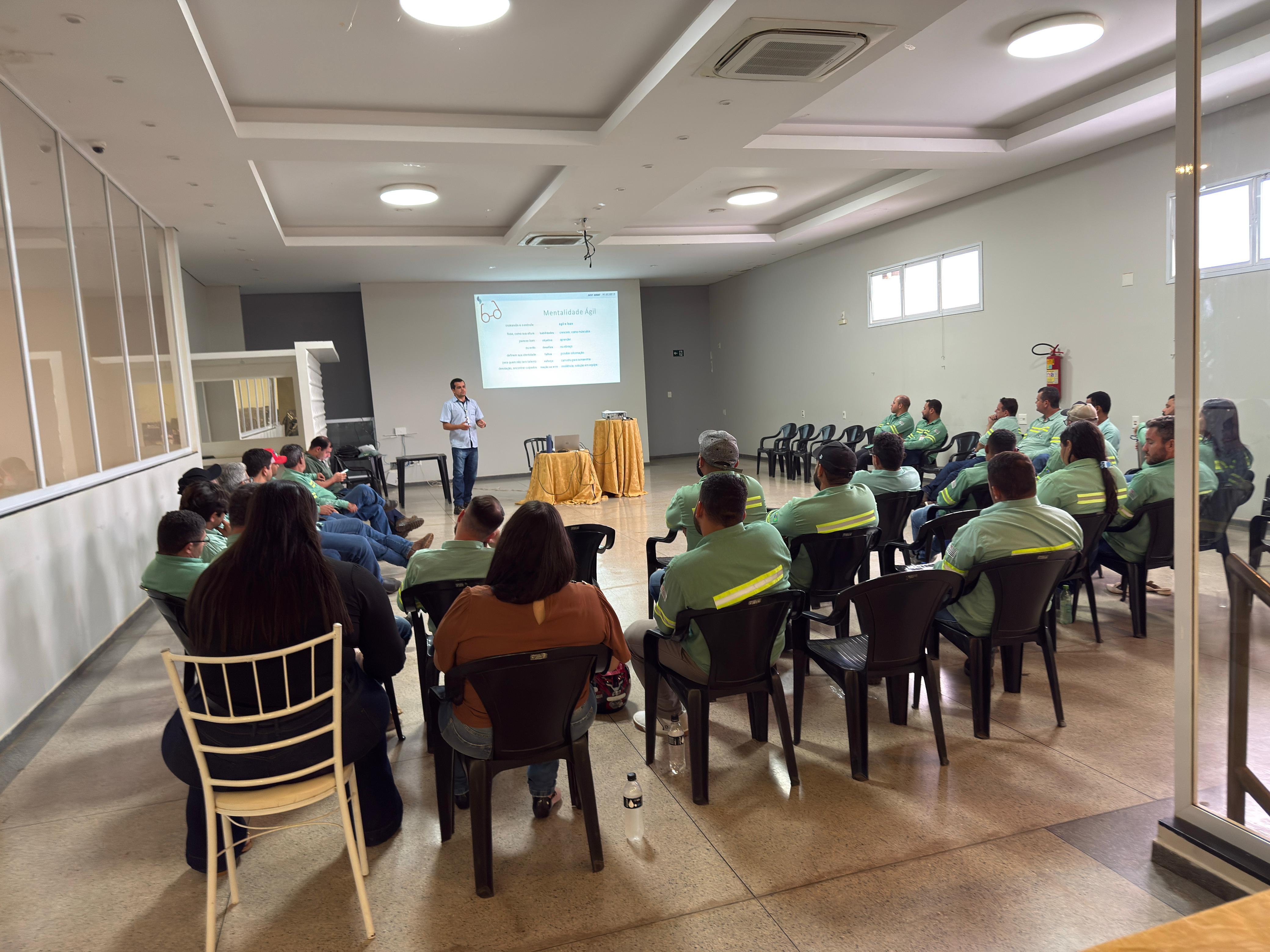 Treinamento de Líderes é realizado na filial de Santa Juliana/MG