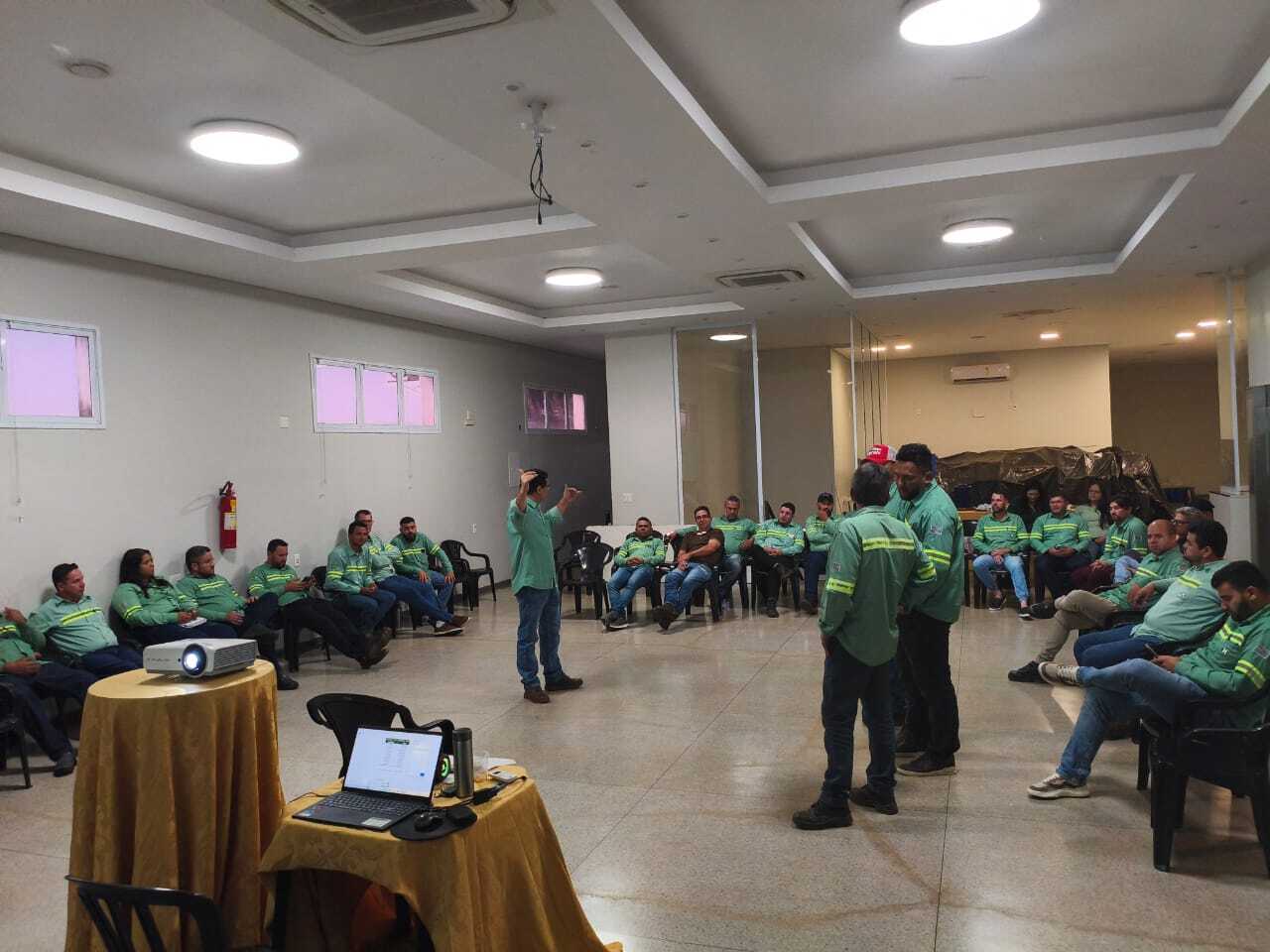 Treinamento de Líderes é realizado na filial de Santa Juliana/MG 5